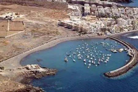 Apartman Parrot Paradise Studio, Wifi, Smart Tv, Pool *